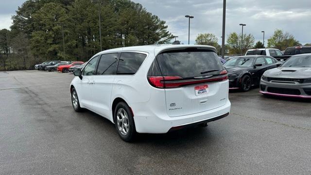 new 2024 Chrysler Pacifica car, priced at $45,860