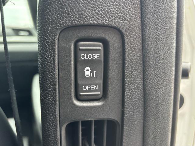 used 2023 Honda Odyssey car, priced at $38,977