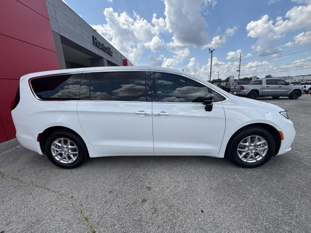 new 2026 Chrysler Pacifica car, priced at $40,955