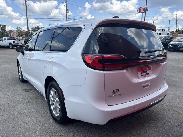 new 2026 Chrysler Pacifica car, priced at $40,955