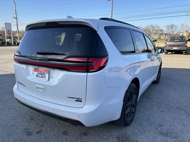 used 2022 Chrysler Pacifica car, priced at $39,995