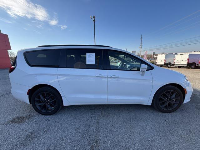 used 2022 Chrysler Pacifica car, priced at $39,995