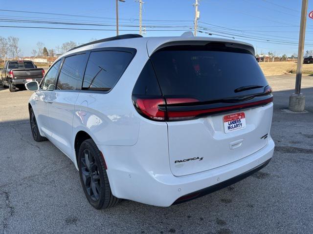 used 2022 Chrysler Pacifica car, priced at $39,995