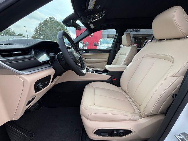 new 2025 Jeep Grand Cherokee L car, priced at $47,235