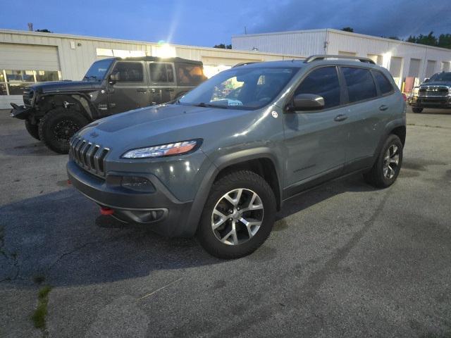 used 2014 Jeep Cherokee car, priced at $5,999