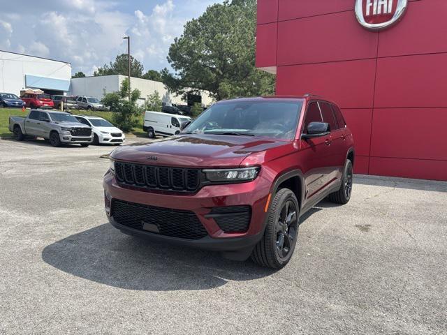 new 2025 Jeep Grand Cherokee car, priced at $36,724