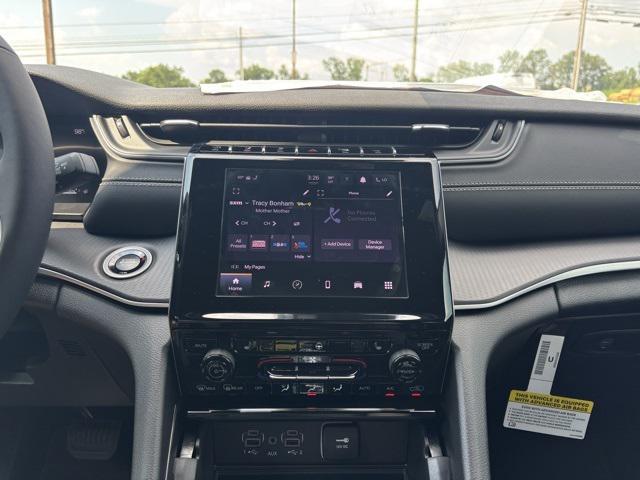 new 2025 Jeep Grand Cherokee car, priced at $36,724