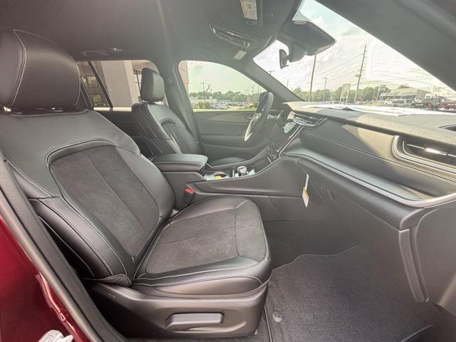 new 2025 Jeep Grand Cherokee car, priced at $36,724
