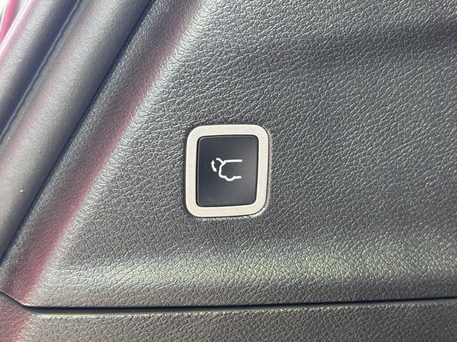 used 2025 Chrysler Pacifica car, priced at $49,910