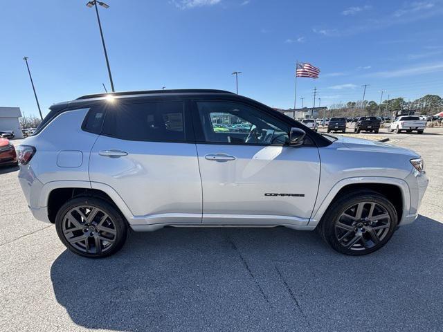 new 2025 Jeep Compass car, priced at $30,590