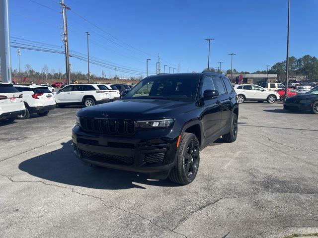 new 2025 Jeep Grand Cherokee L car, priced at $40,170