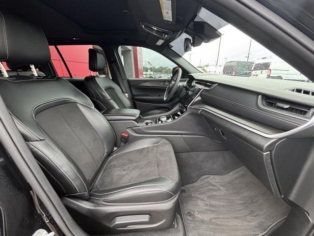 used 2024 Jeep Grand Cherokee car, priced at $31,497