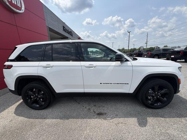 new 2025 Jeep Grand Cherokee car, priced at $48,775