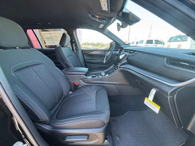 new 2025 Jeep Grand Cherokee L car, priced at $35,125