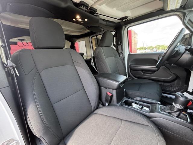 used 2021 Jeep Wrangler Unlimited car, priced at $29,997