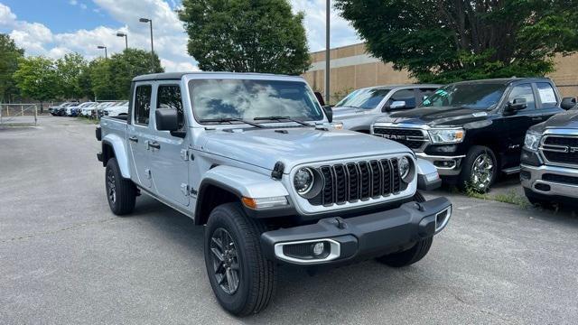 new 2024 Jeep Gladiator car, priced at $44,235