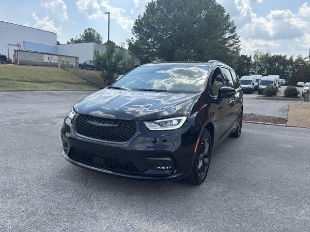new 2026 Chrysler Pacifica car, priced at $56,860