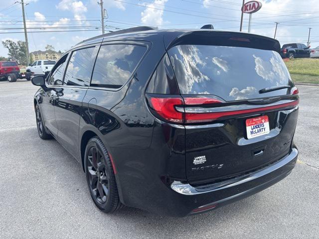 new 2026 Chrysler Pacifica car, priced at $56,860