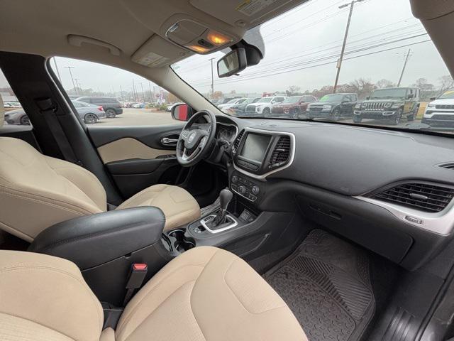 used 2015 Jeep Cherokee car, priced at $14,990