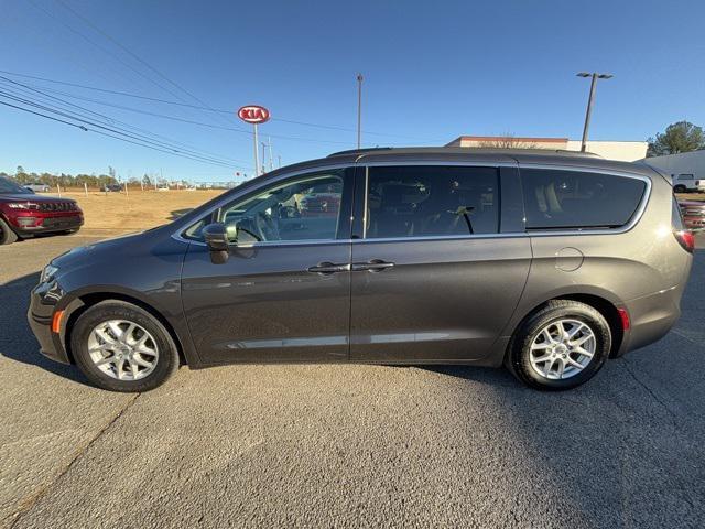 used 2022 Chrysler Pacifica car, priced at $24,924