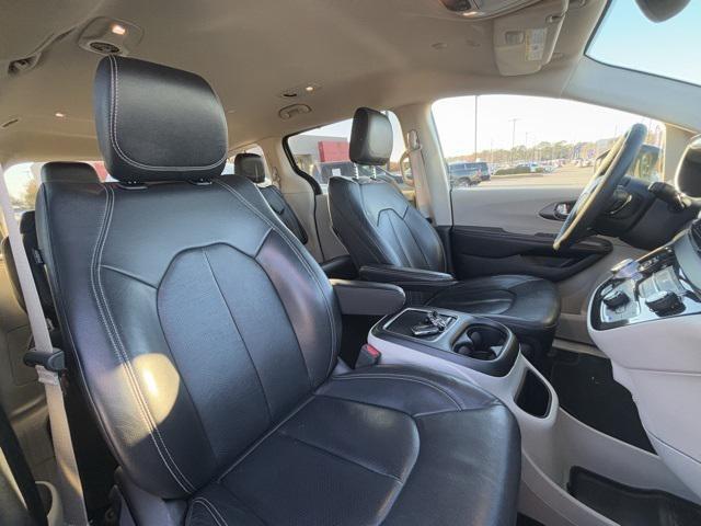 used 2022 Chrysler Pacifica car, priced at $24,924