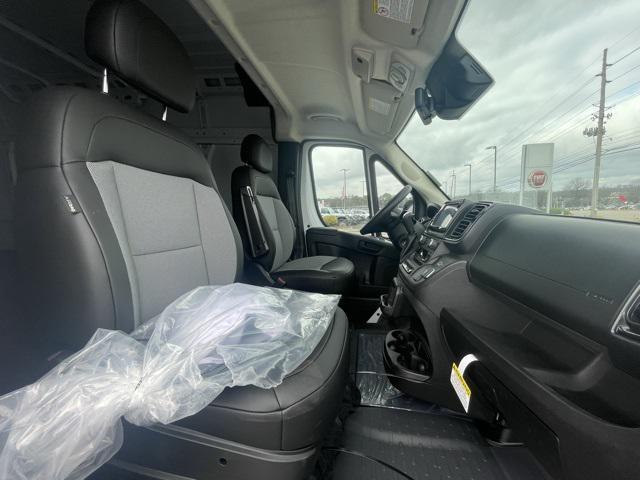 new 2025 Ram ProMaster 2500 car, priced at $46,157