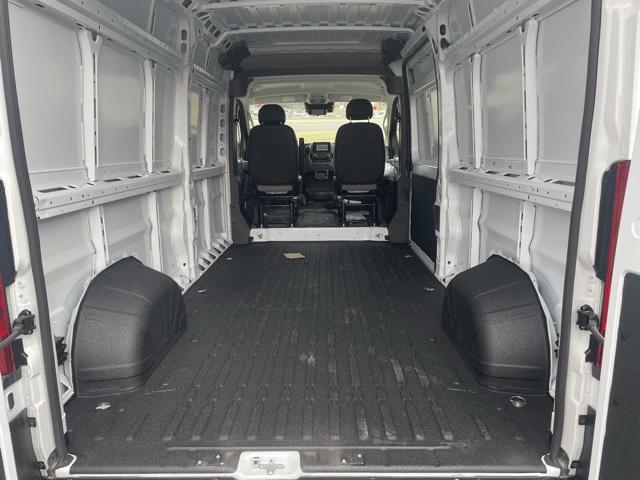 new 2025 Ram ProMaster 2500 car, priced at $46,157