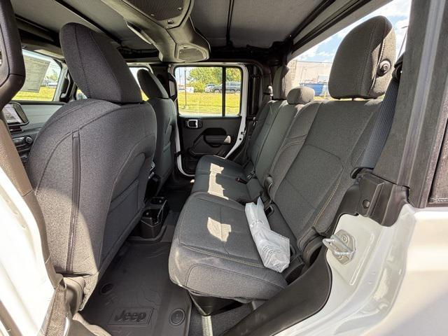 new 2025 Jeep Gladiator car, priced at $34,070