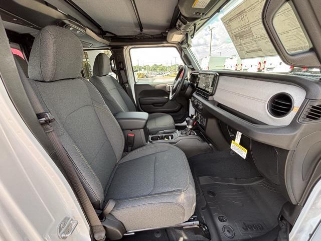 new 2025 Jeep Gladiator car, priced at $34,070