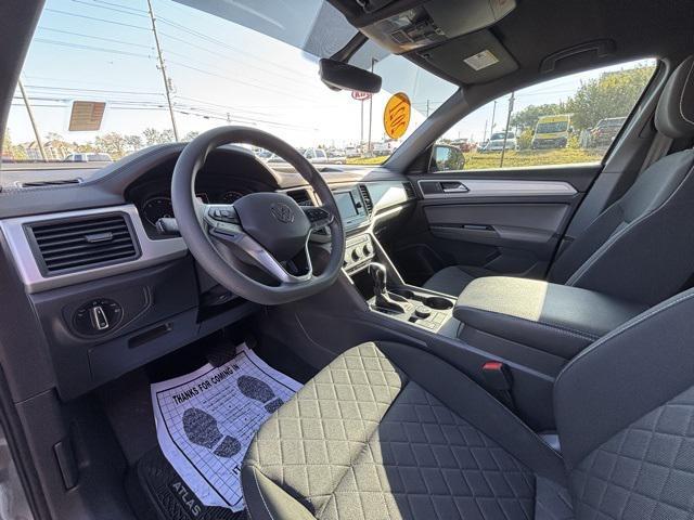 used 2021 Volkswagen Atlas Cross Sport car, priced at $20,997
