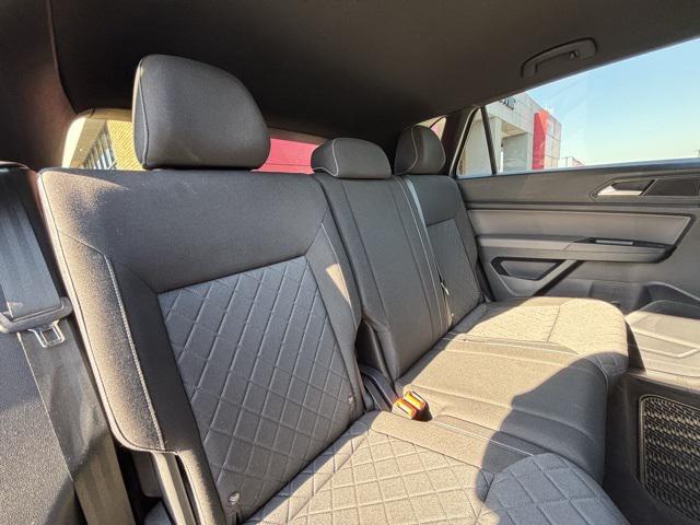 used 2021 Volkswagen Atlas Cross Sport car, priced at $20,997