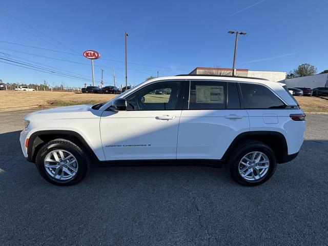 new 2025 Jeep Grand Cherokee car, priced at $34,370