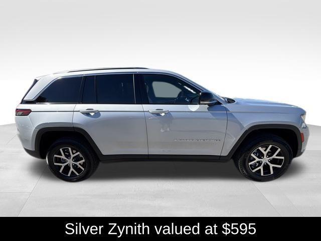 new 2025 Jeep Grand Cherokee car, priced at $39,680