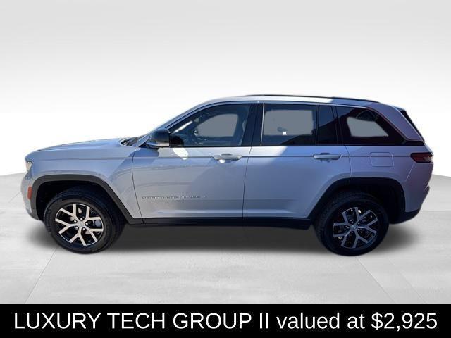 new 2025 Jeep Grand Cherokee car, priced at $39,680