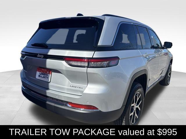 new 2025 Jeep Grand Cherokee car, priced at $39,680