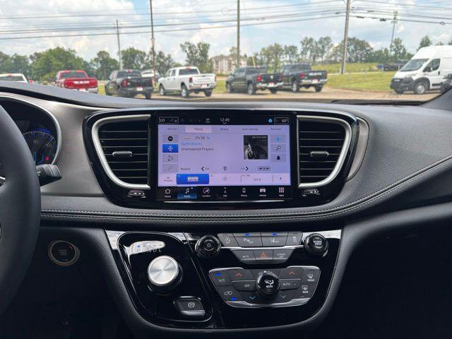 new 2026 Chrysler Pacifica car, priced at $38,955