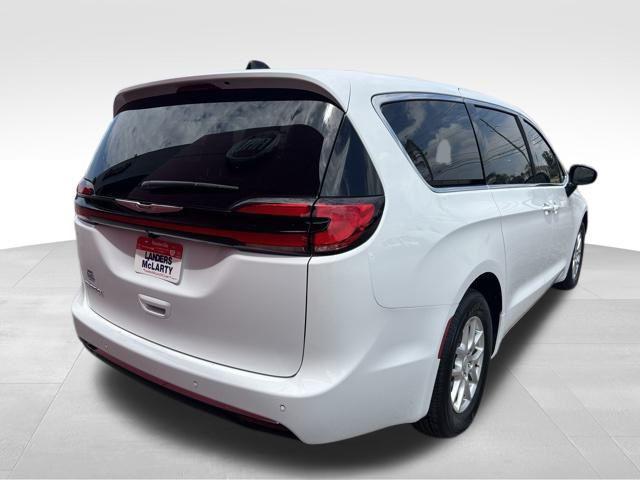 new 2026 Chrysler Pacifica car, priced at $38,955
