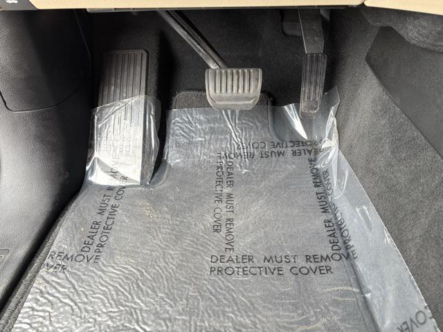 used 2023 Jeep Grand Cherokee car, priced at $32,997