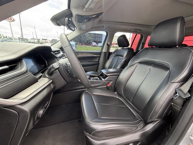 used 2023 Jeep Grand Cherokee car, priced at $31,497
