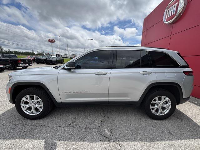 used 2023 Jeep Grand Cherokee car, priced at $31,497