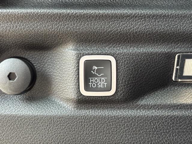 new 2025 Jeep Grand Cherokee L car, priced at $39,245