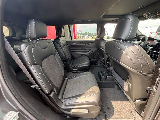 new 2025 Jeep Grand Cherokee L car, priced at $38,444