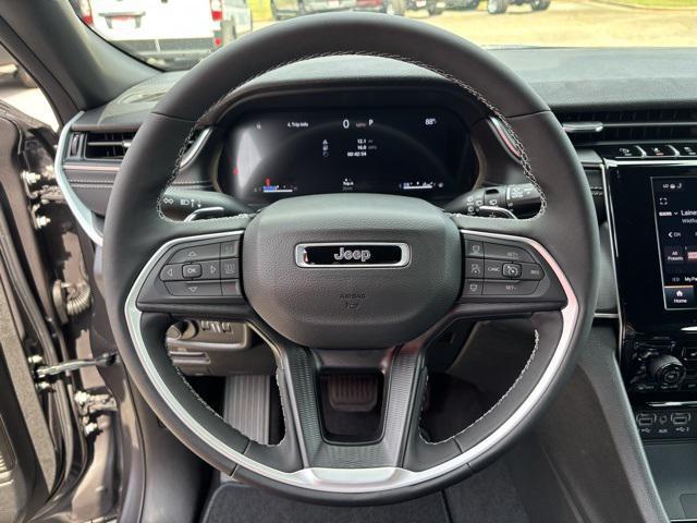 new 2025 Jeep Grand Cherokee L car, priced at $39,245