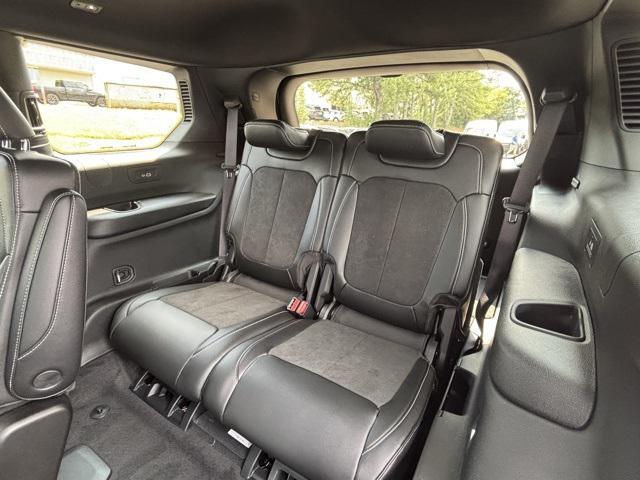 new 2025 Jeep Grand Cherokee L car, priced at $39,245