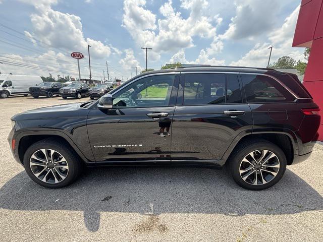 used 2022 Jeep Grand Cherokee car, priced at $39,997