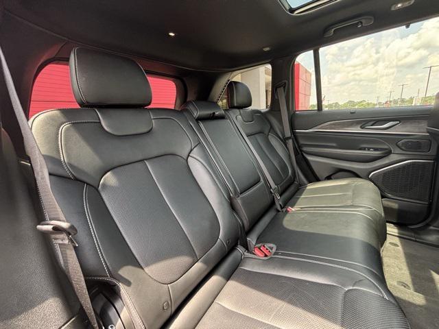used 2022 Jeep Grand Cherokee car, priced at $39,997