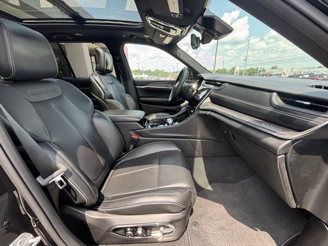 used 2022 Jeep Grand Cherokee car, priced at $39,997