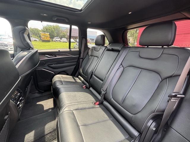 used 2022 Jeep Grand Cherokee car, priced at $39,997