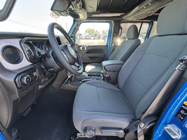 new 2025 Jeep Wrangler car, priced at $53,770