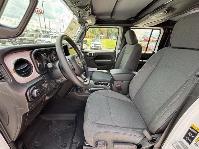 new 2025 Jeep Gladiator car, priced at $38,057